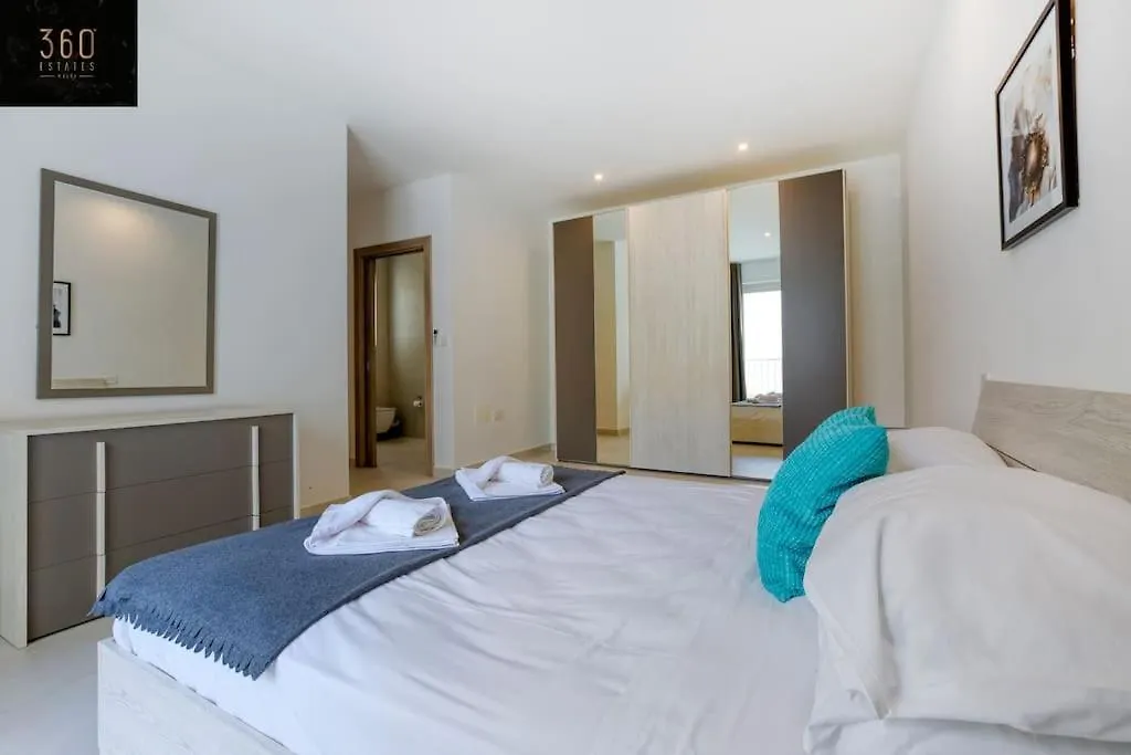 Stunning 3Br Penthouse, Opposite The Harbour By 360 Estates Apartment Pieta