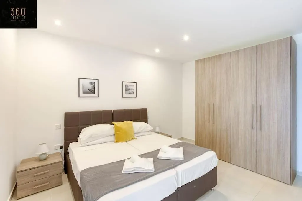Апартаменты Stunning 3Br Penthouse, Opposite The Harbour By 360 Estates Pieta